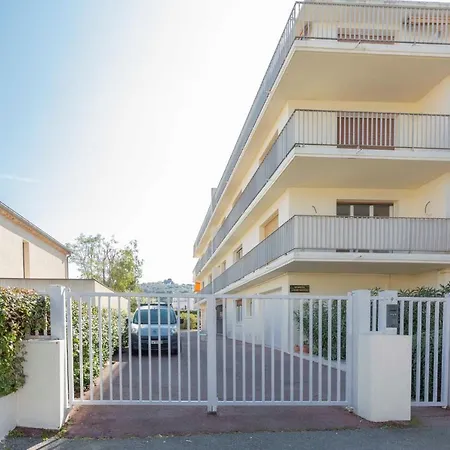 Bnb Renting Seafront In Cap D'Antibes Lägenhet